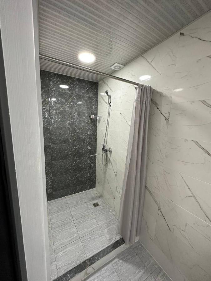 Hotel Sevinch Tasjkent Eksteriør billede